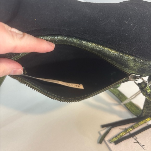 Free People 100% Cow Leather Mini Crossbody Purse NWT - Picture 6 of 10